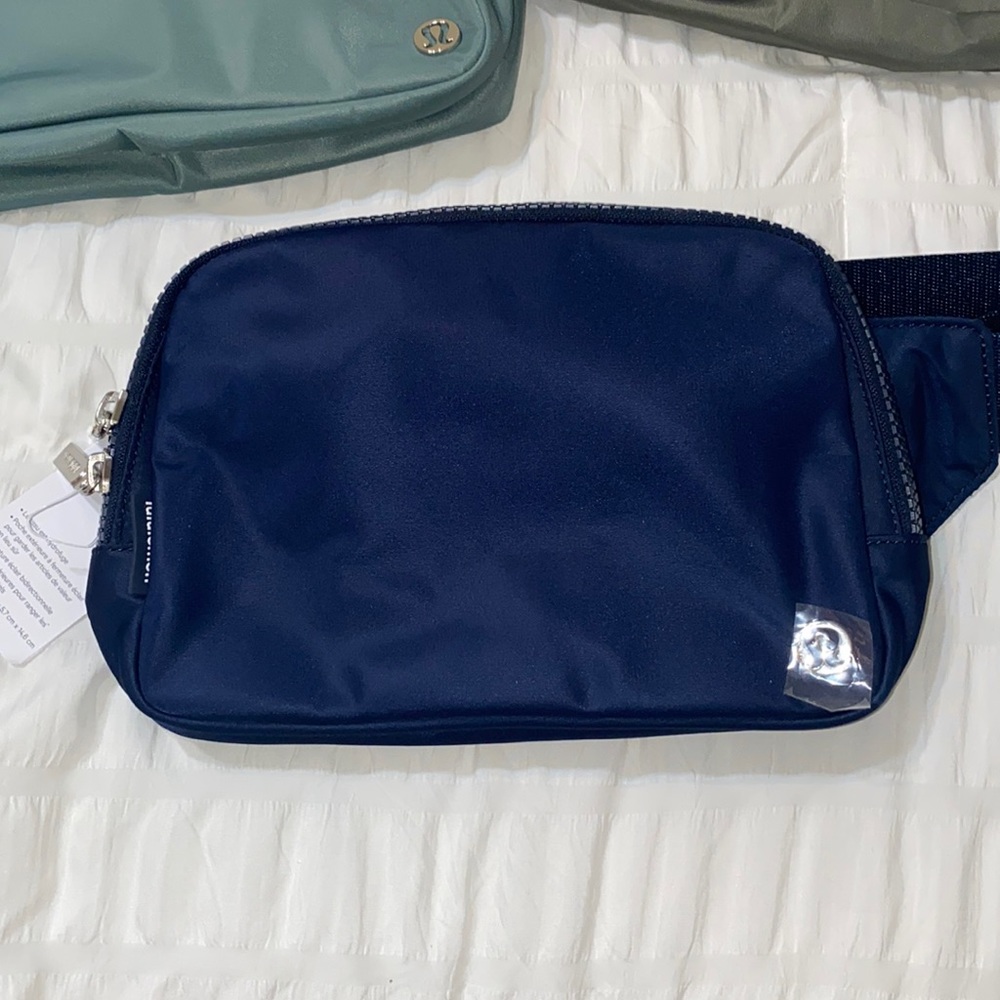 NFS‼️ NEW LULULEMON EVERYWHERE BELT BAG 2L
